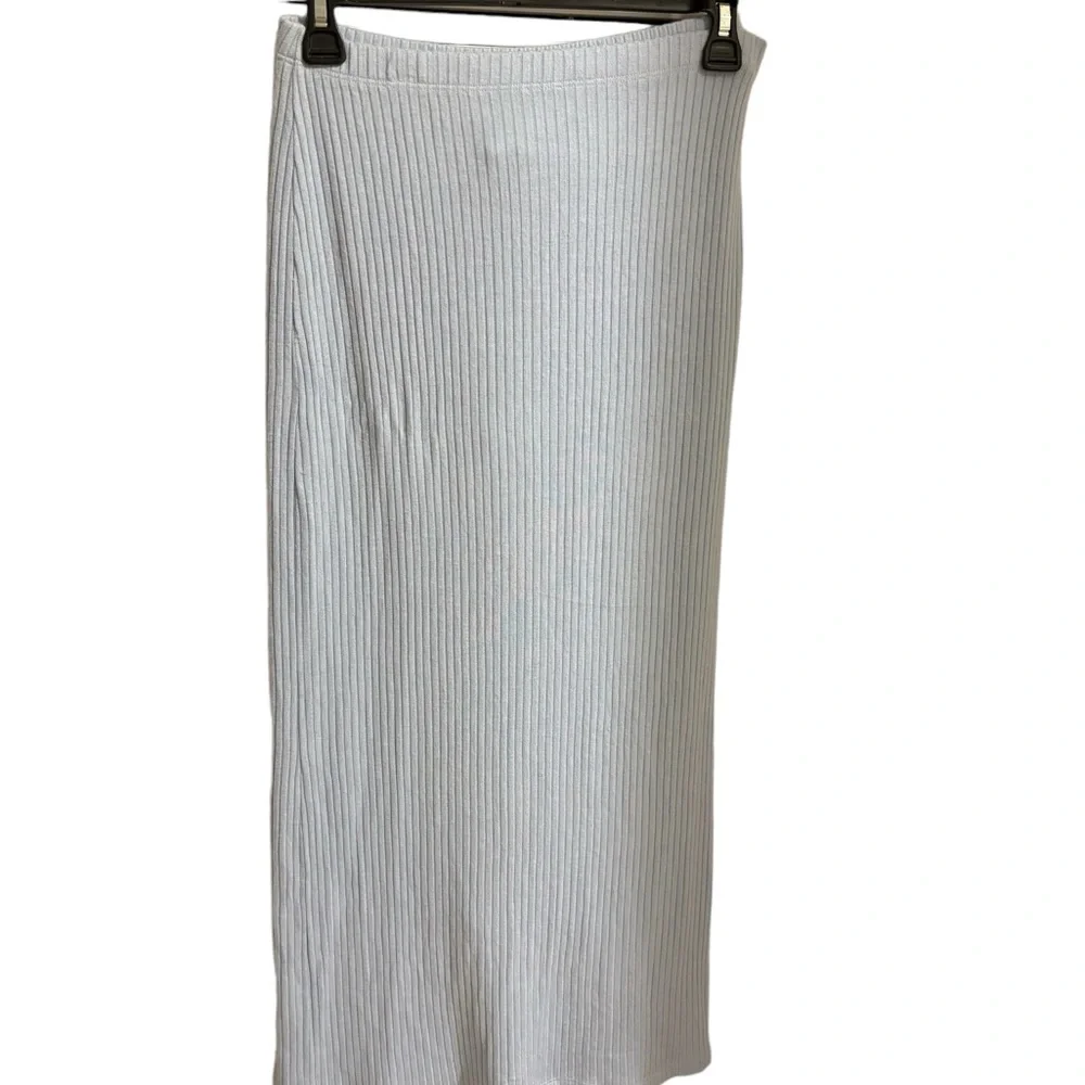 Reformation ribbed skirt in baby blue size M - Picture 2 of 4